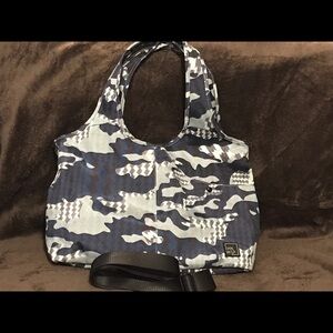 IHKWIP Everyday Shopper Tote Aqua Camo NWOT.